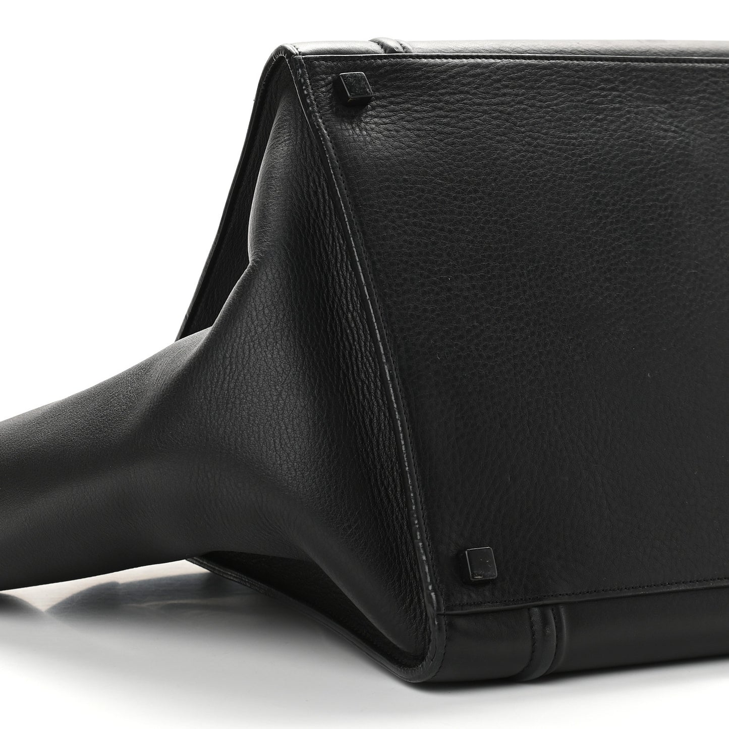 Supple Calfskin Medium Phantom Luggage Black