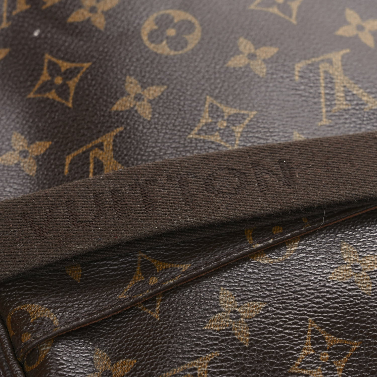 Louis Vuitton Monogram Trotteur Beaubourg 10 of 10