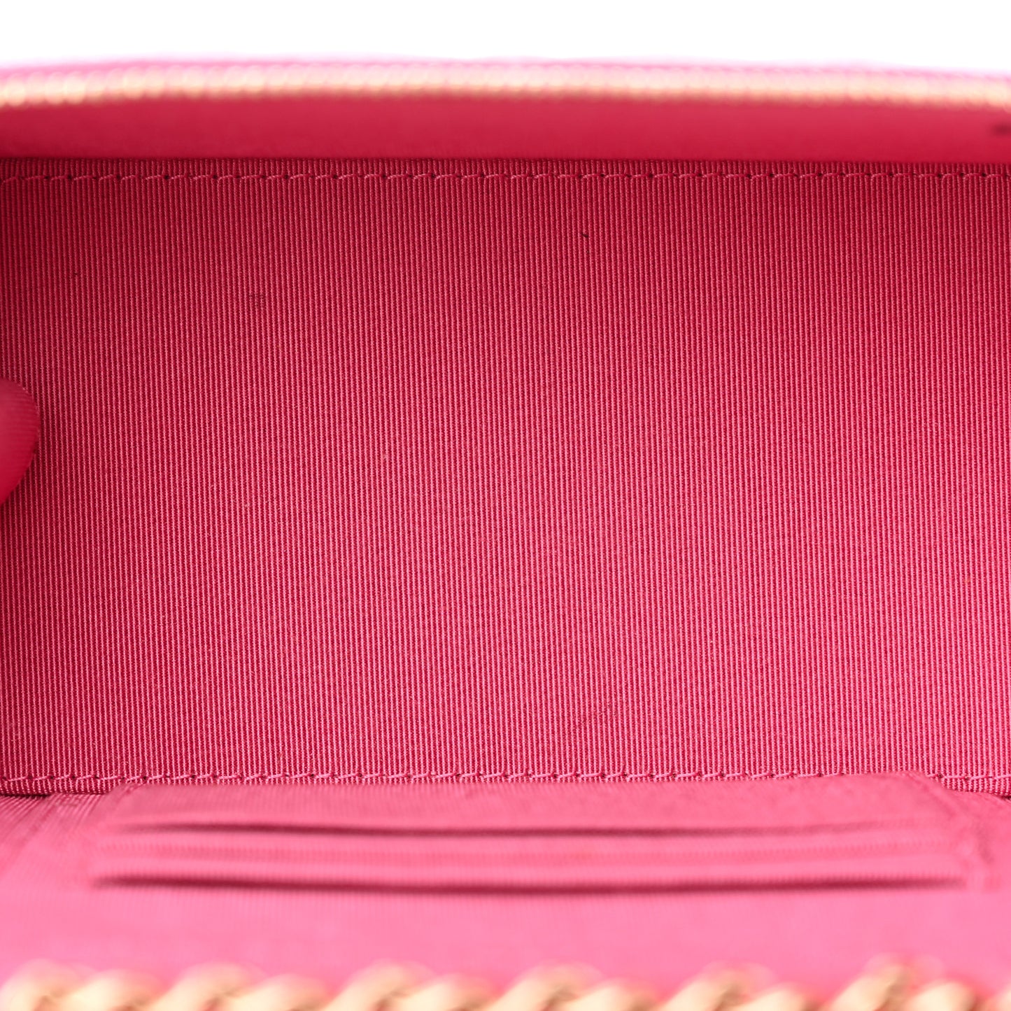 Caviar Quilted Small Vanity Case With Chain Pink