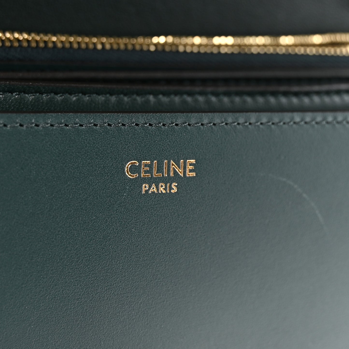 Box Calfskin Medium Classic Box Flap Bag Amazone