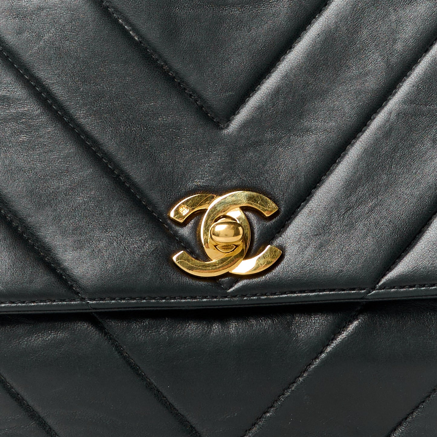 Lambskin Chevron Quilted Mini Kelly Flap Black