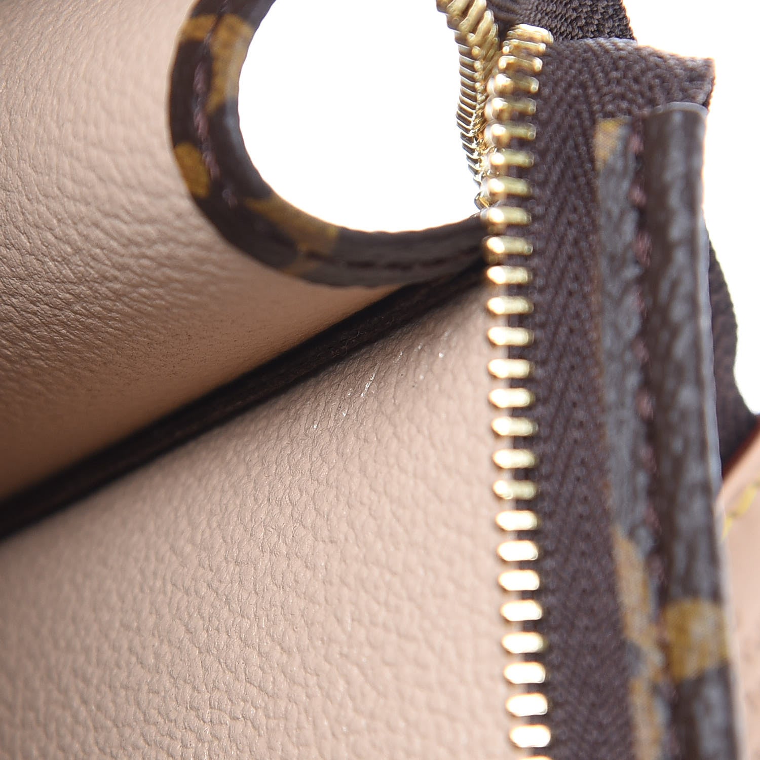 Louis Vuitton Monogram Toiletry Pouch 19 6 of 9