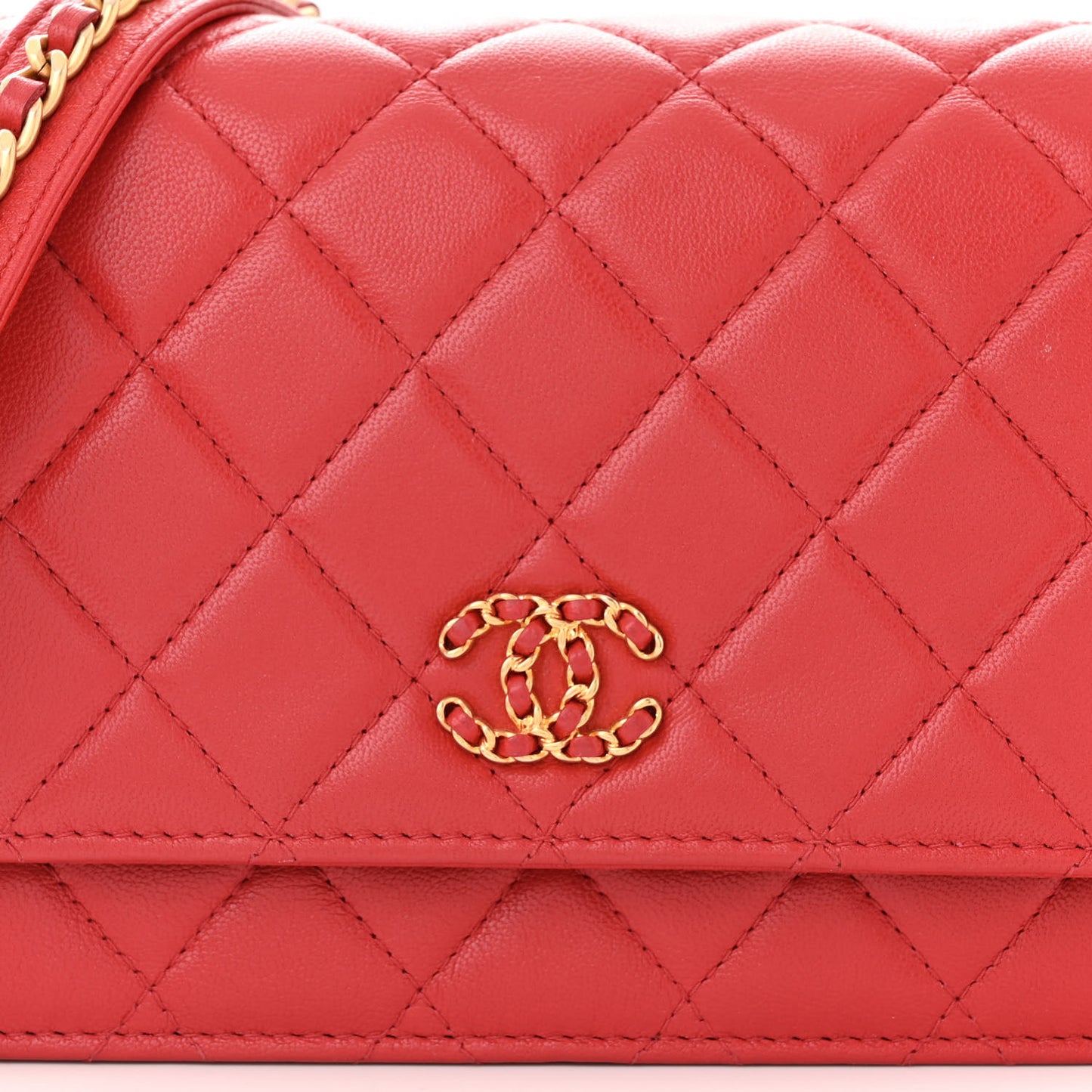 Lambskin Quilted Infinity Wallet On Chain WOC Red