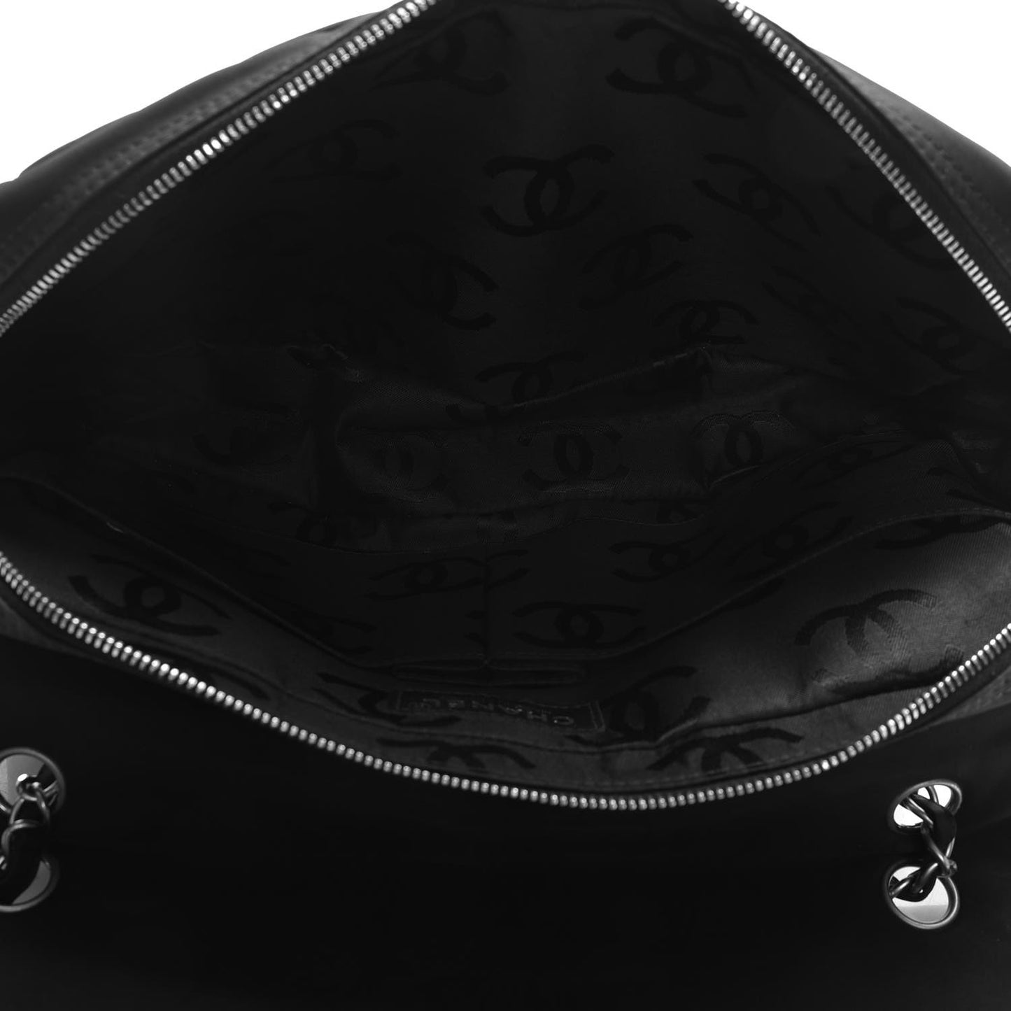 Nylon Square Quilted Flap Black