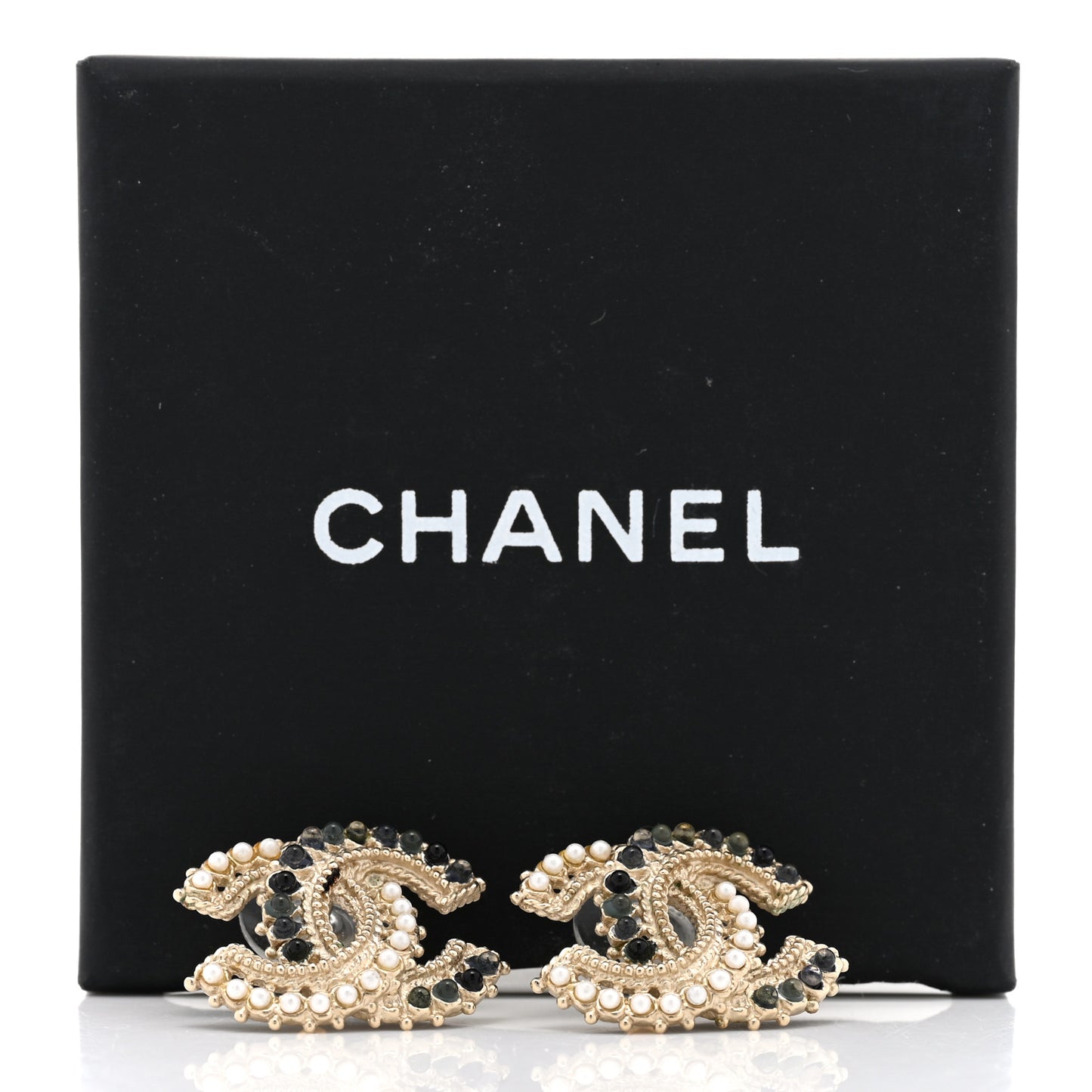 Textured Pearl CC Earrings Gold White Black
