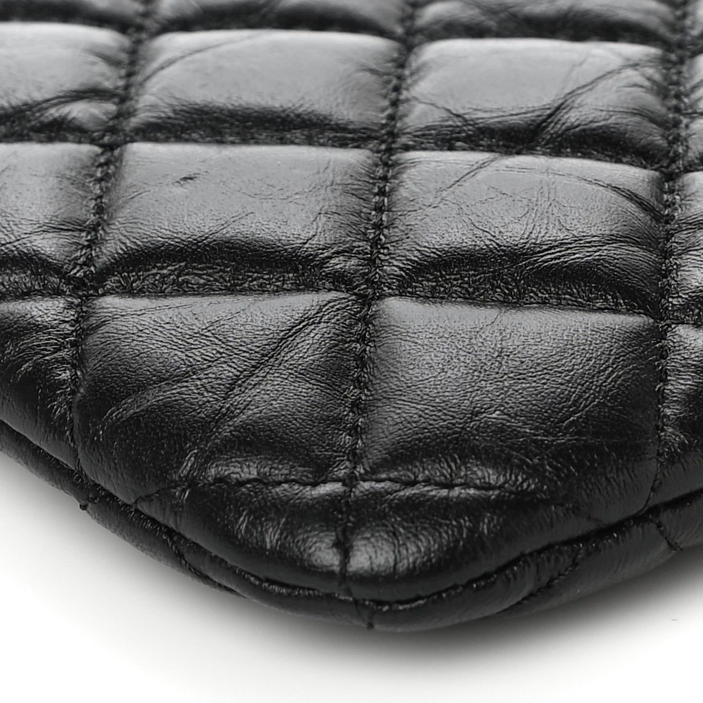 Aged Calfskin Quilted Medium Reissue Cosmetic Case So Black