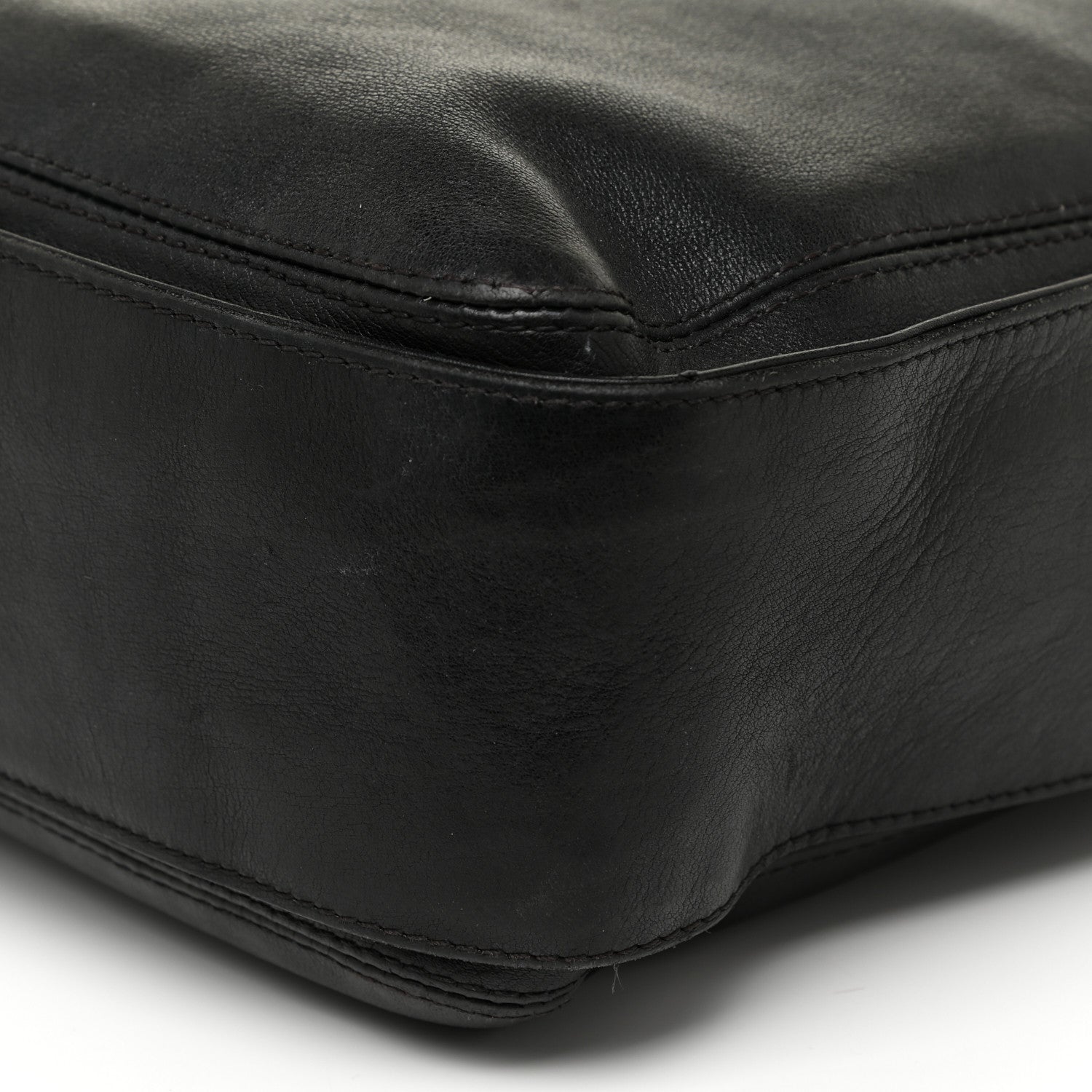 Chanel Lambskin Messenger Black 10 of 20