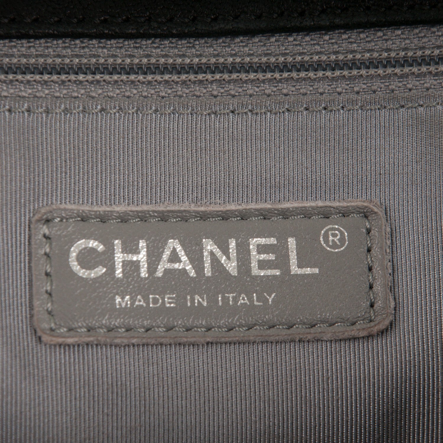 Chanel Washed Lambskin Quilted Maxi Chain Around Flap Black 5 of 6
