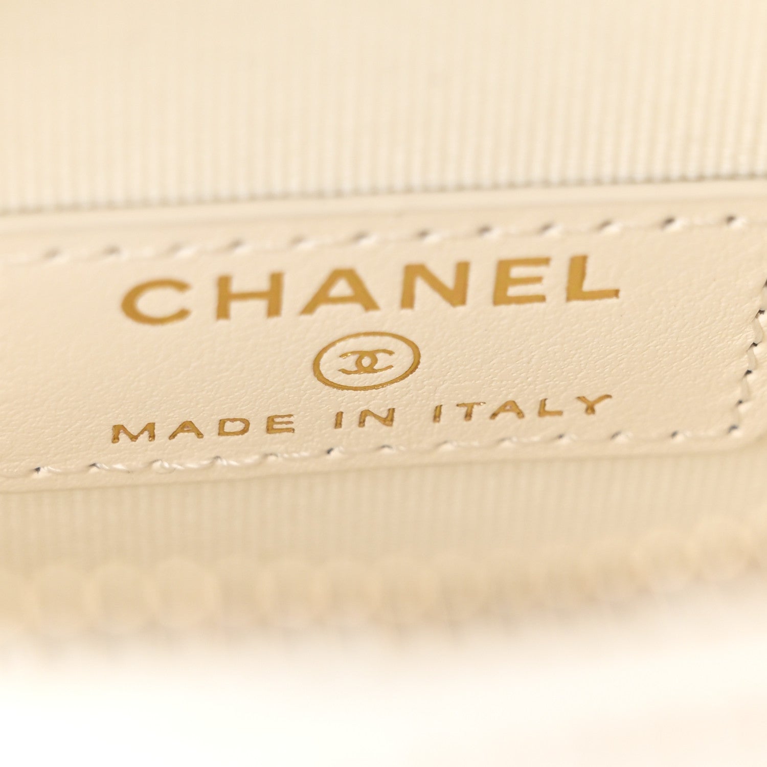 Chanel Tweed Quilted Round Filigree Pouch With Chain White Black 6 of 7