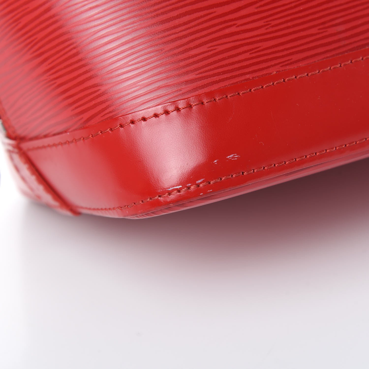 Louis Vuitton Epi Alma PM Rouge 9 of 16