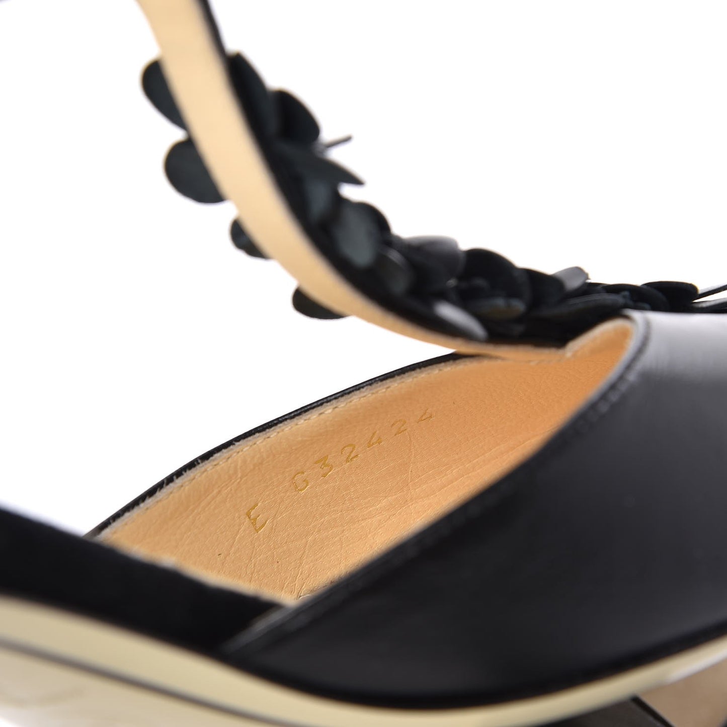 Lambskin Patent Grosgrain Pearl Camellia Pumps 40.5 Black