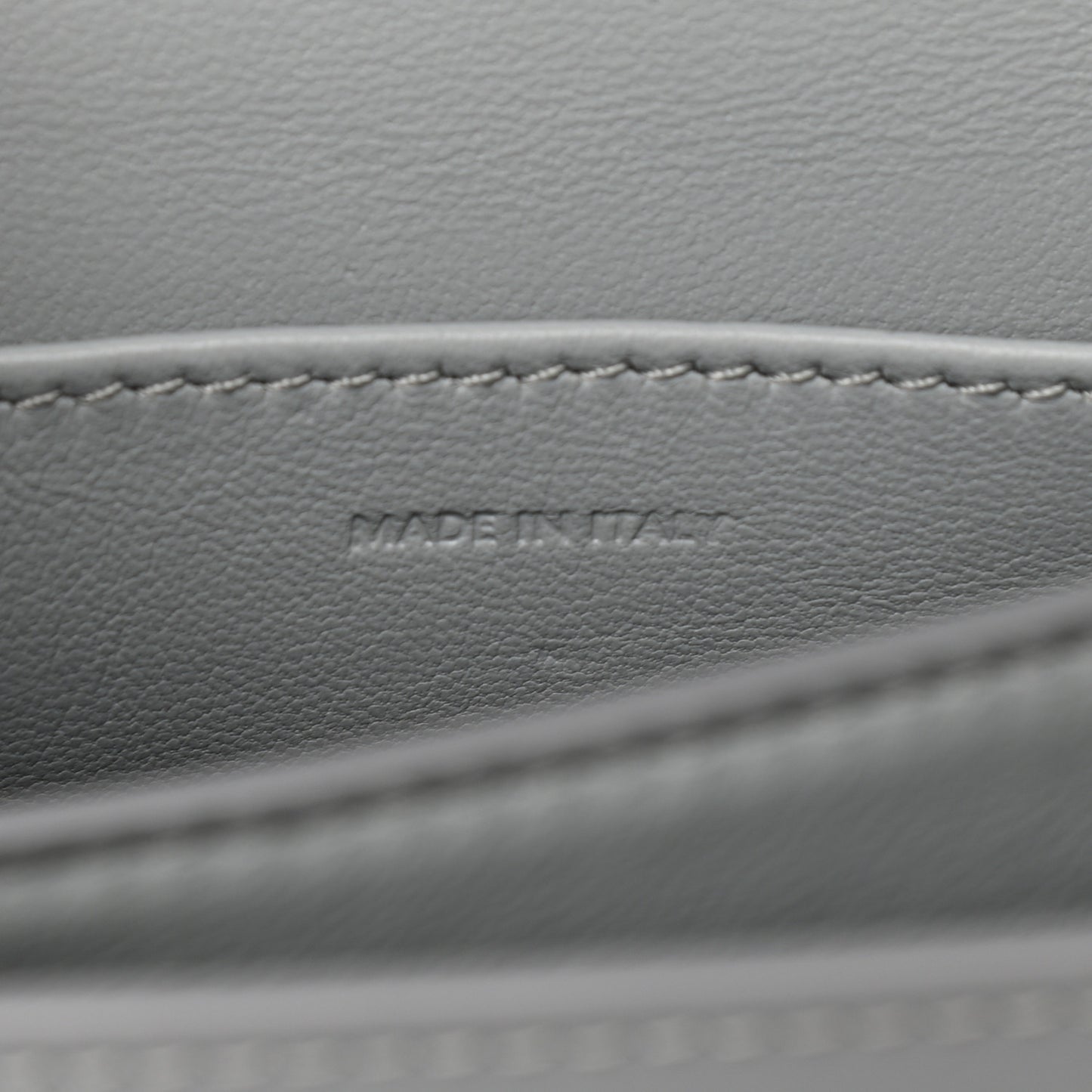 Box Calfskin Teen Classic Box Flap Bag Frost