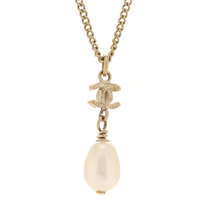 Chanel Pearl CC Drop Necklace Gold 4 of 6
