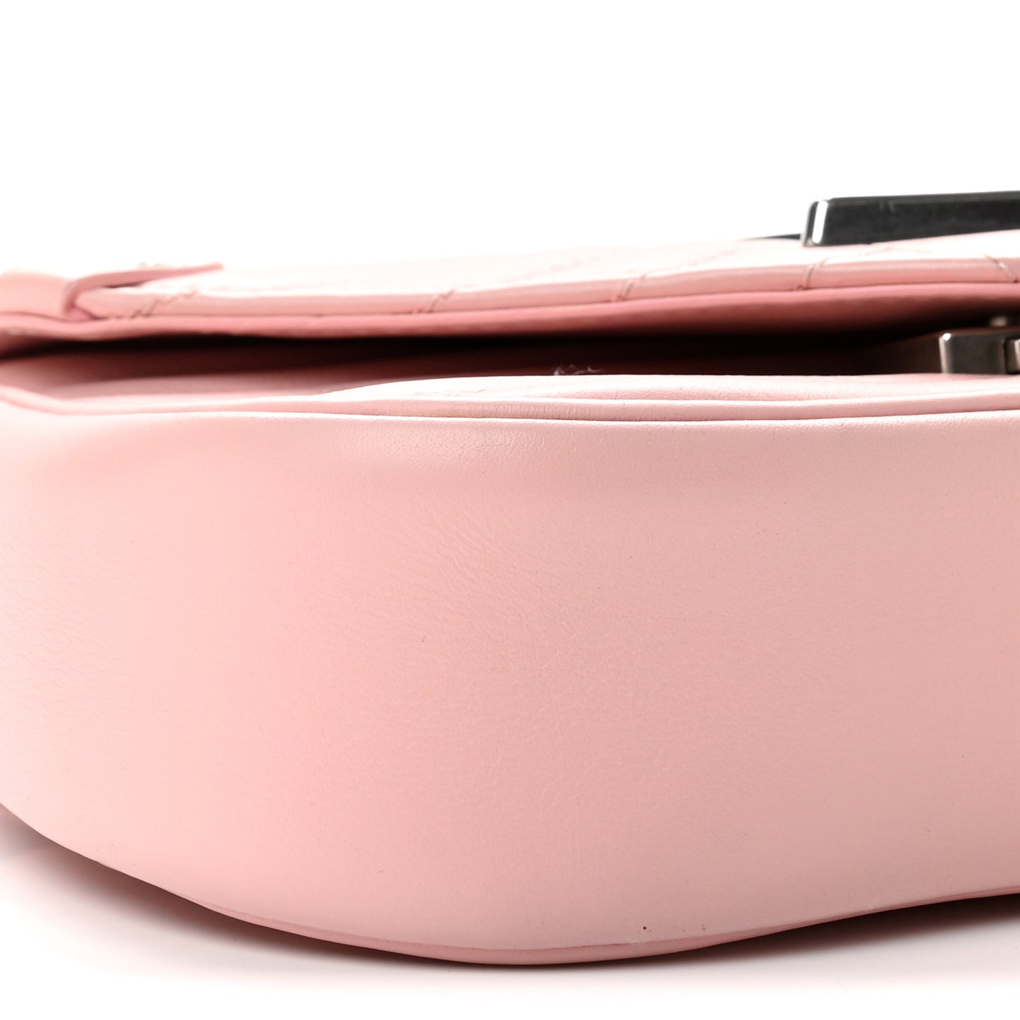Calfskin New Wave Chain PM Smoothie Pink