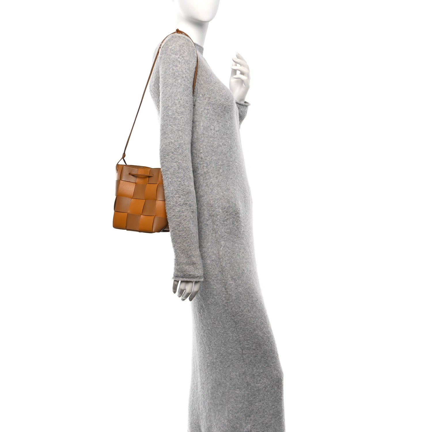 Bottega Veneta Nappa Maxi Intrecciato Small Cassette Bucket Bag Brown Beige 2 of 9