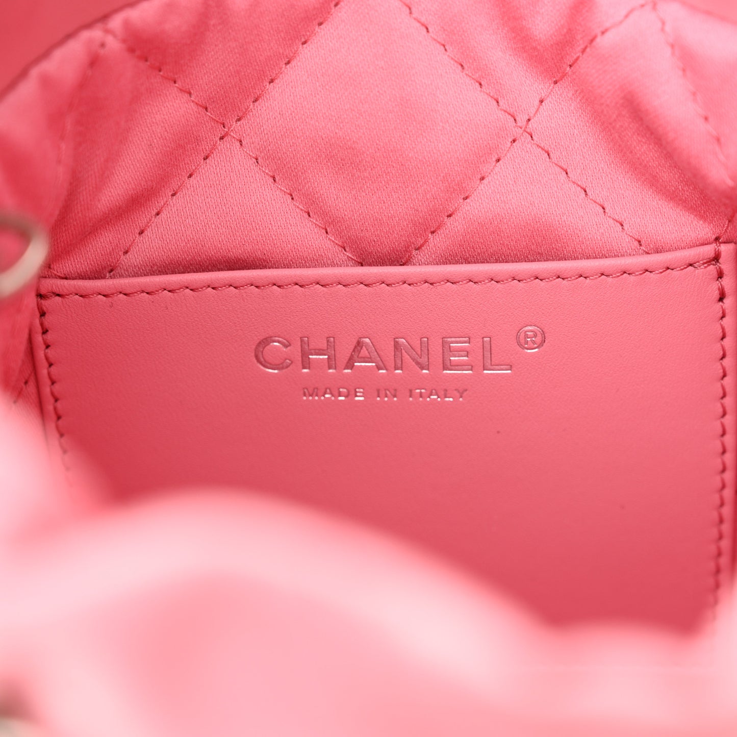 Shiny Calfskin Quilted Mini Chanel 22 Pink