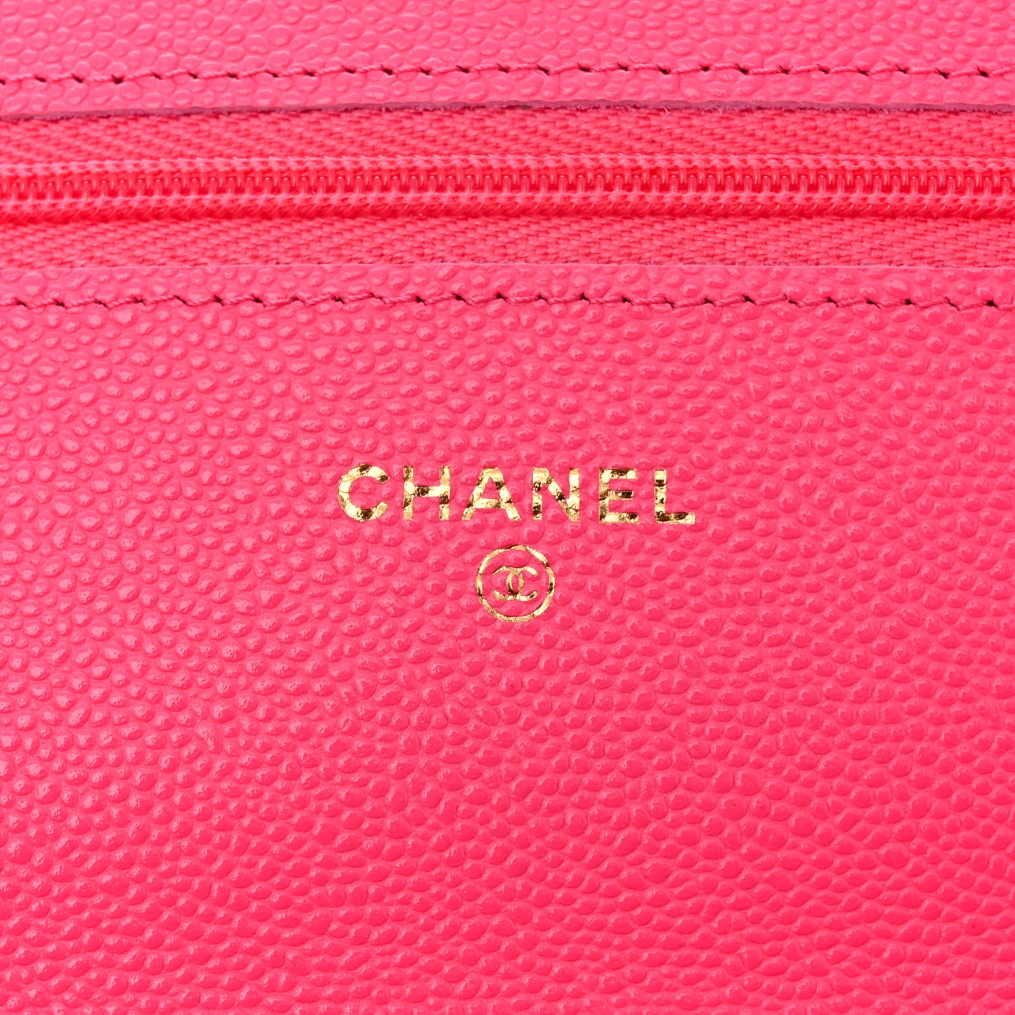 Caviar Quilted Wallet on Chain WOC Fuchsia