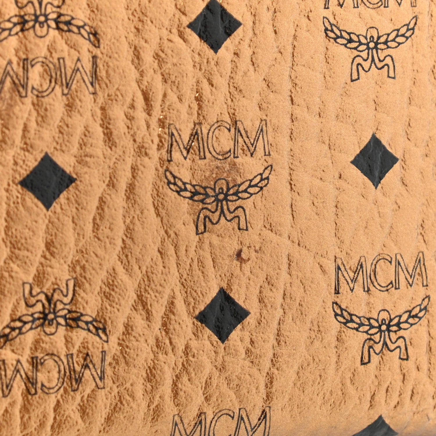 MCM Metallic Visetos Continental Flap Wallet Gold 10 of 10