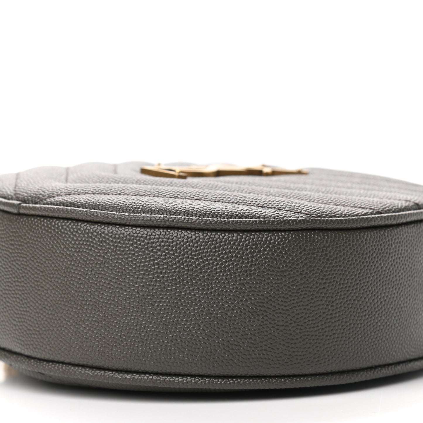 Grain De Poudre Matelasse Chevron Quilted Round Vinyle Camera Bag Pebble