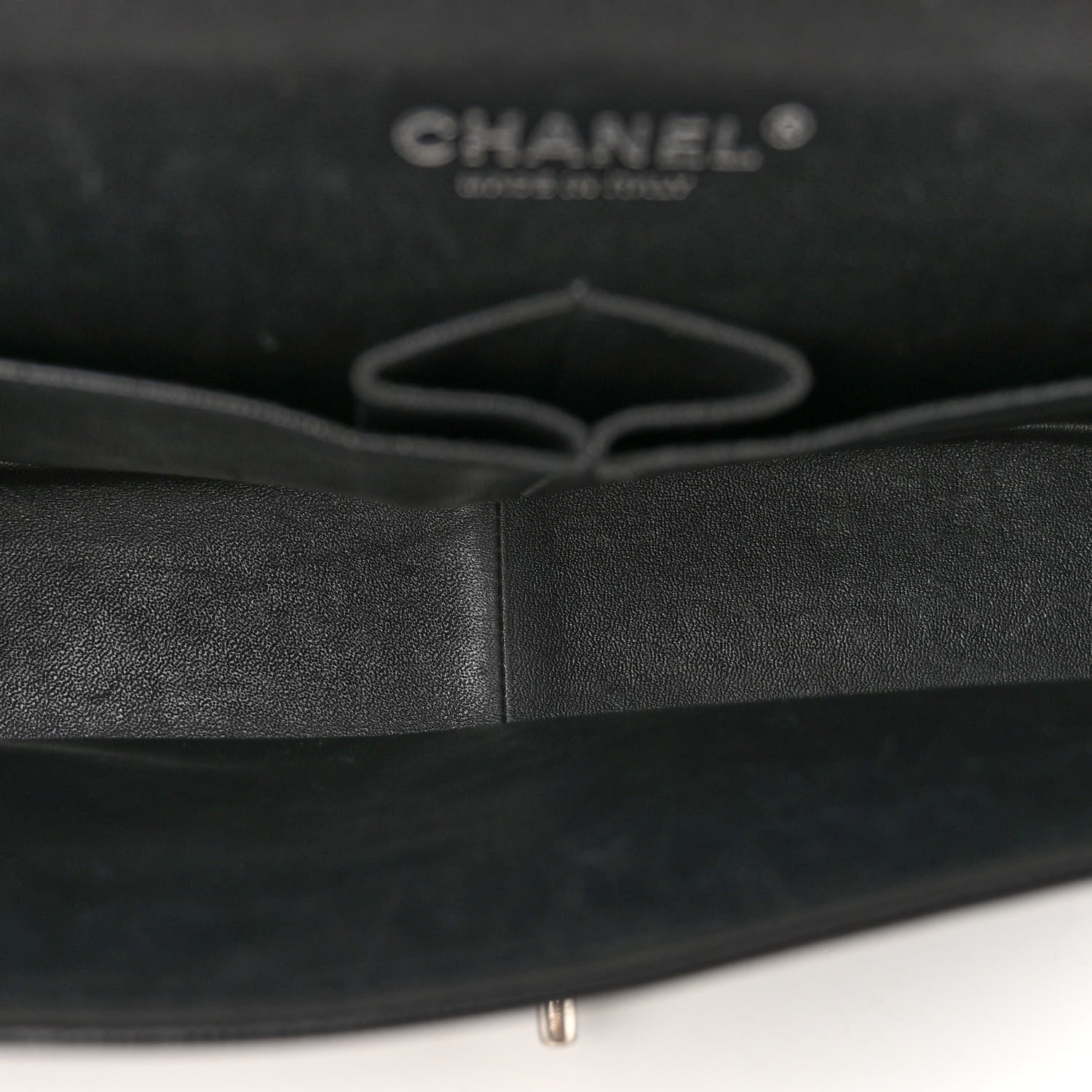 Chanel Iridescent Caviar Chevron Quilted Jumbo Double Flap Black 5 of 12