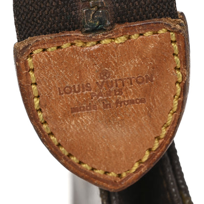 Louis Vuitton Monogram Toiletry Pouch 15 6 of 10