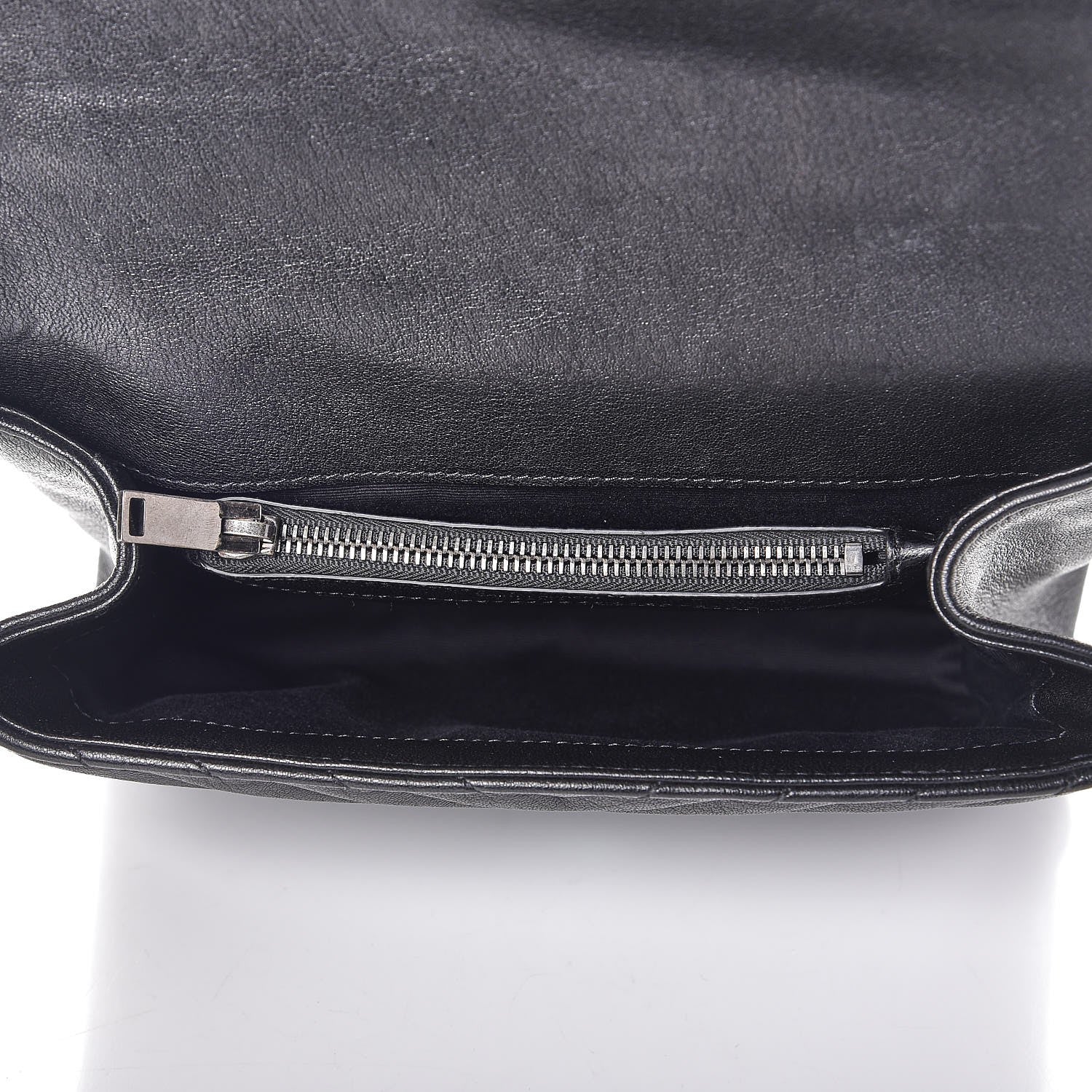 Saint Laurent Sheepskin Matelasse Chevron Monogram Medium College Bag Black 5 of 7