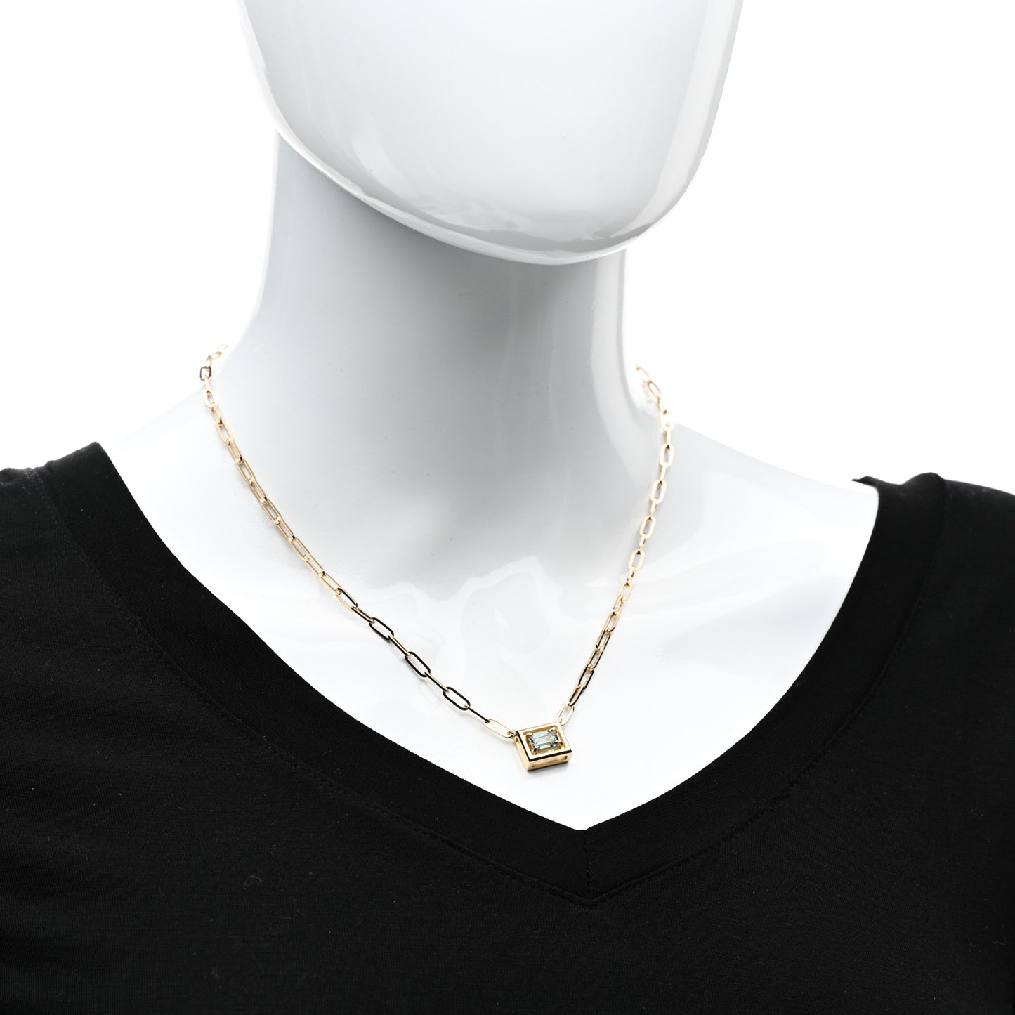 18K Yellow Gold Aquamarine Jewel Box Pendant Necklace