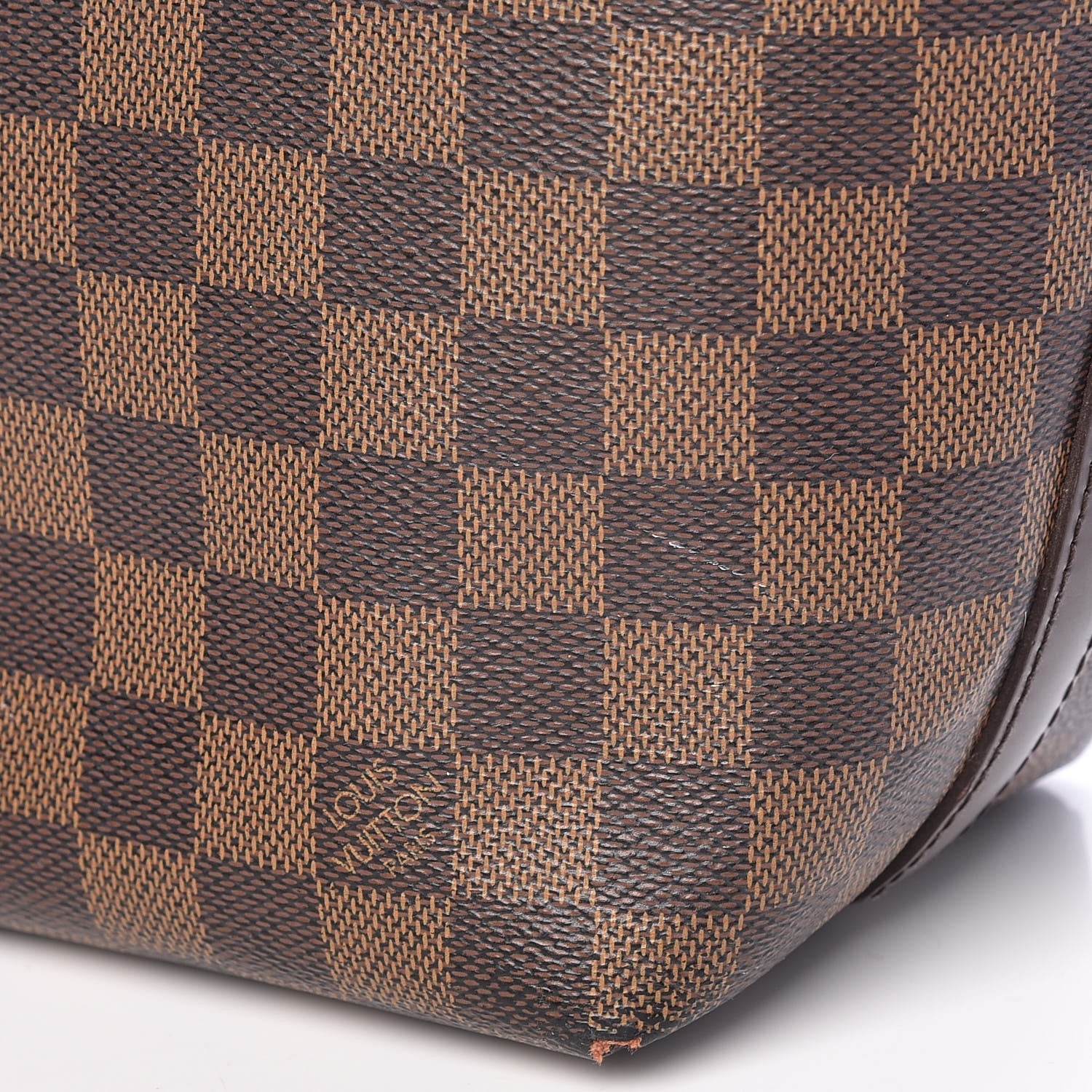 Louis Vuitton Damier Ebene Illovo MM 19 of 22