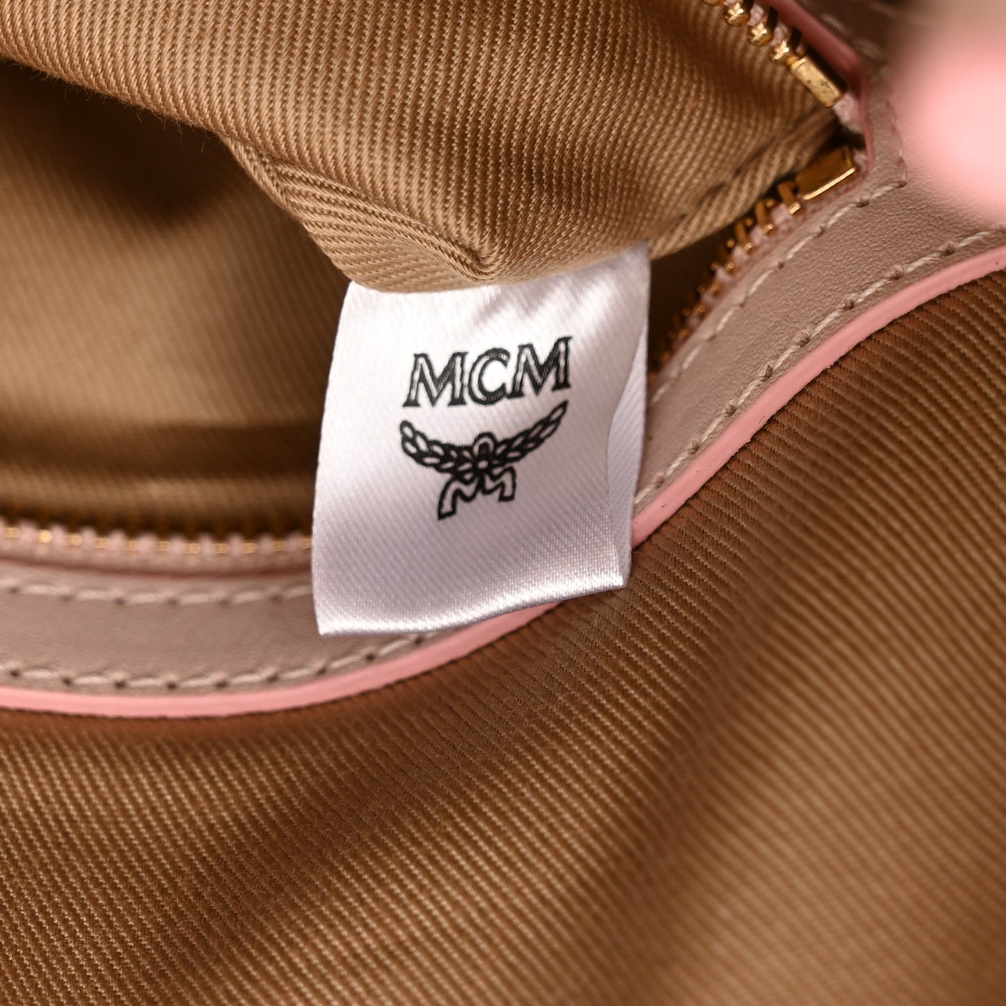 Visetos Medium Aren Hobo Powder Pink