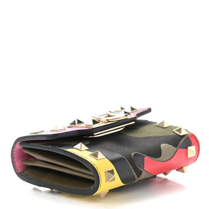 Valentino Garavani Nappa Canvas Camouflage Rockstud Flip Lock Wallet 4 of 9