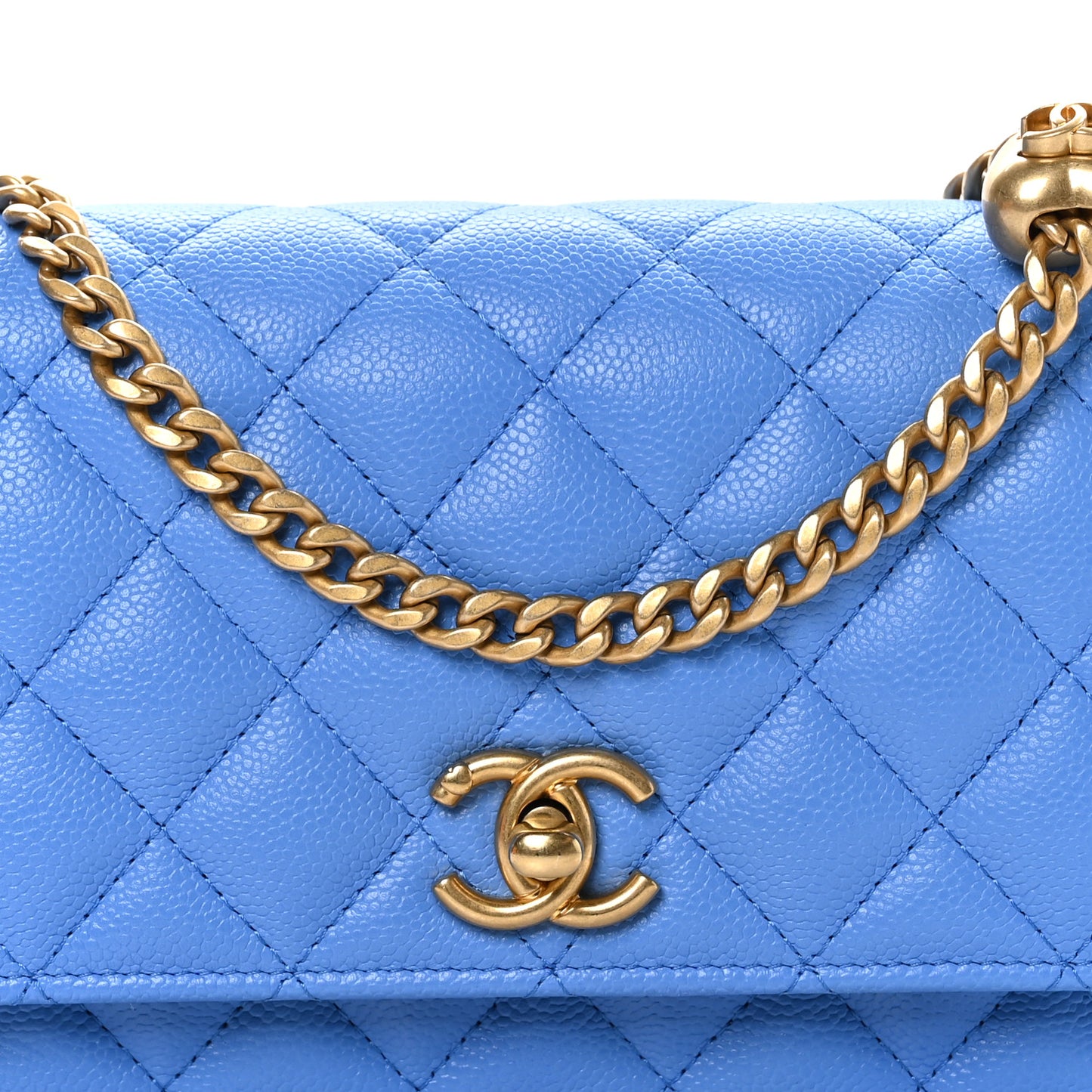 Caviar Quilted Heart Wallet On Chain WOC Blue