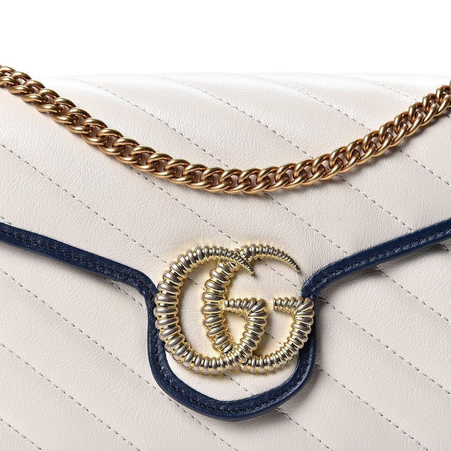 Gucci Vintage Effect Calfskin Matelasse Diagonal Torchon GG Marmont Chain Wallet Mystic White Blue Agata 7 of 10