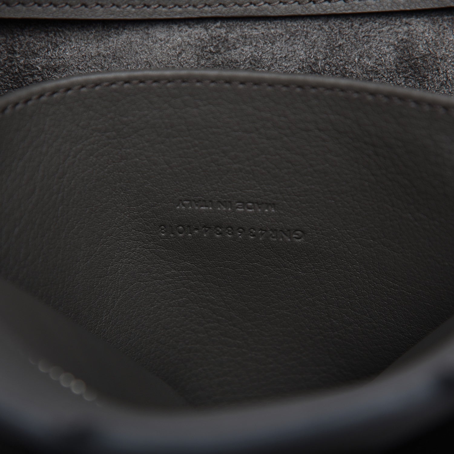 Saint Laurent Smooth Calfskin Crocodile Embossed Baby Monogram Downtown Cabas Earth 9 of 10