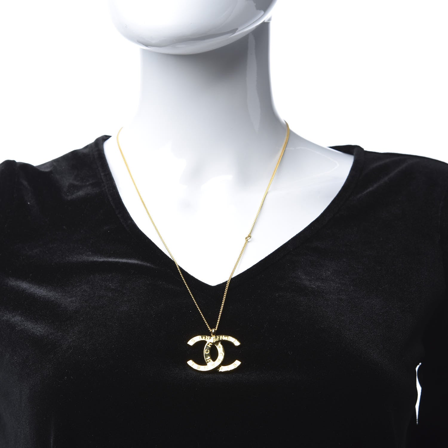 Chanel Metal CC Paris Button Necklace Gold 2 of 5