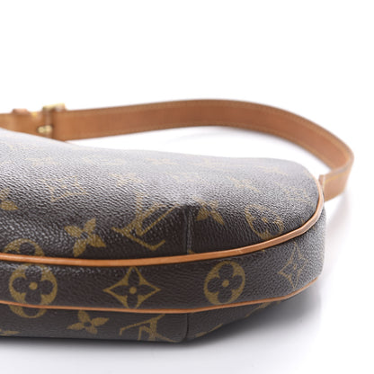 Louis Vuitton Monogram Croissant PM 7 of 11