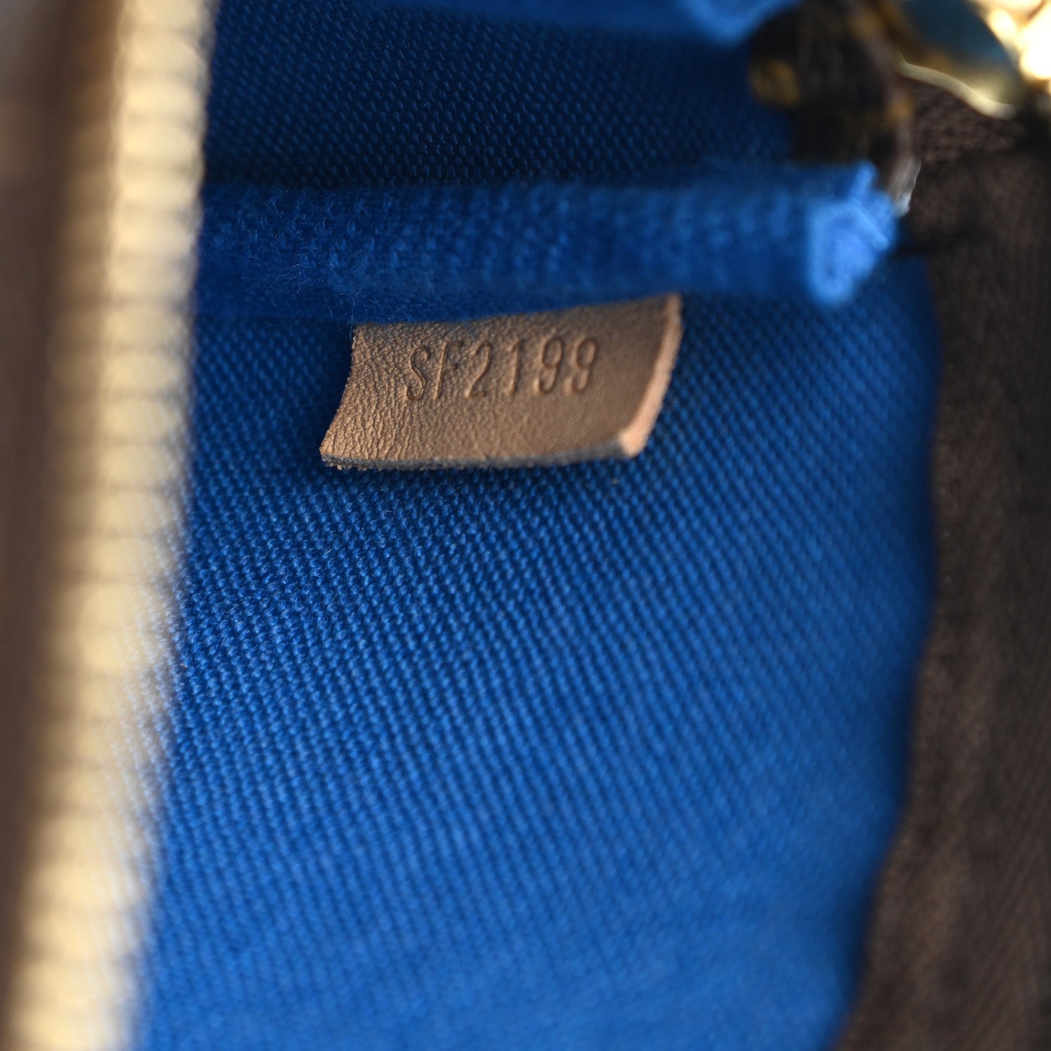 Louis Vuitton Monogram 2019 Christmas Animation Mini Venice Pochette Accessories Blue 6 of 7