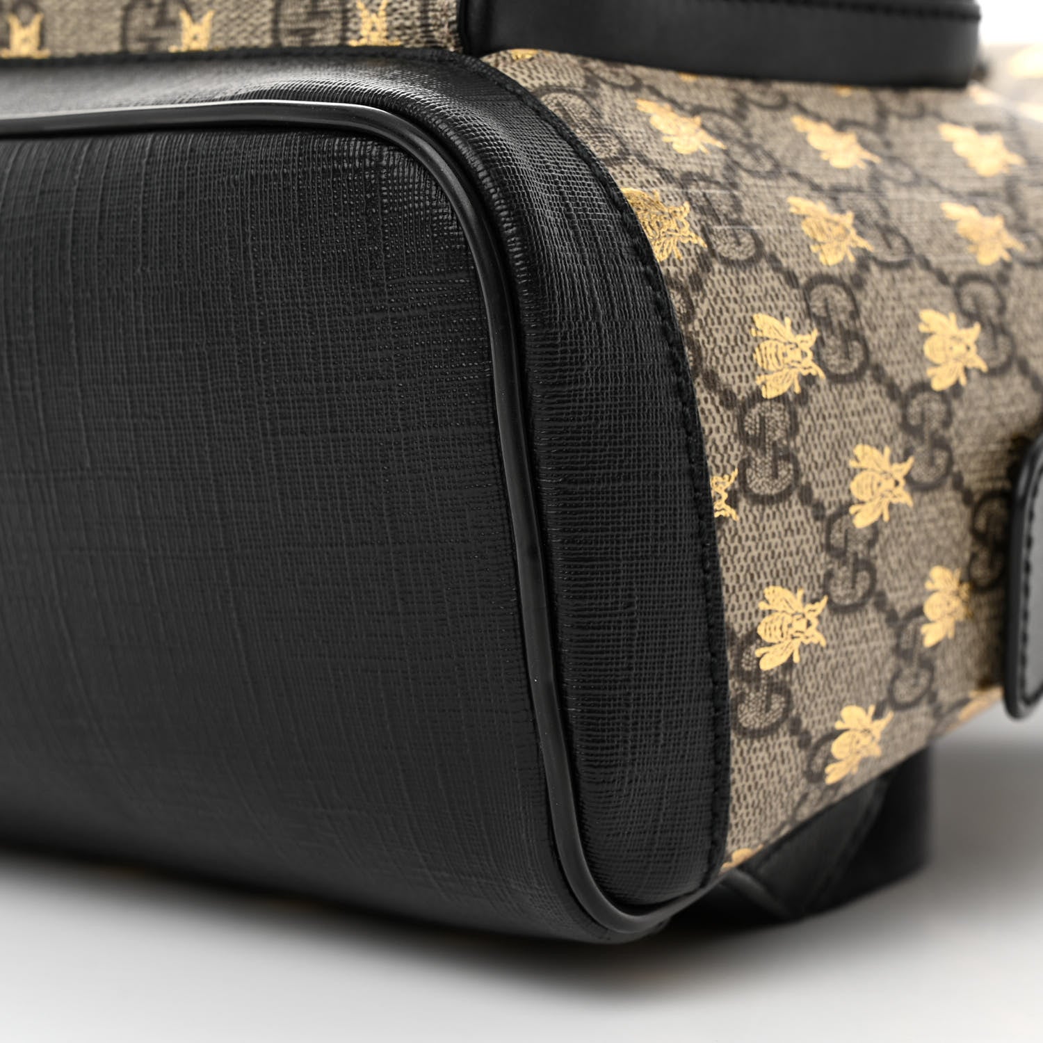 Gucci GG Supreme Monogram Bees Print Small Day Backpack Beige Oro Black 10 of 10