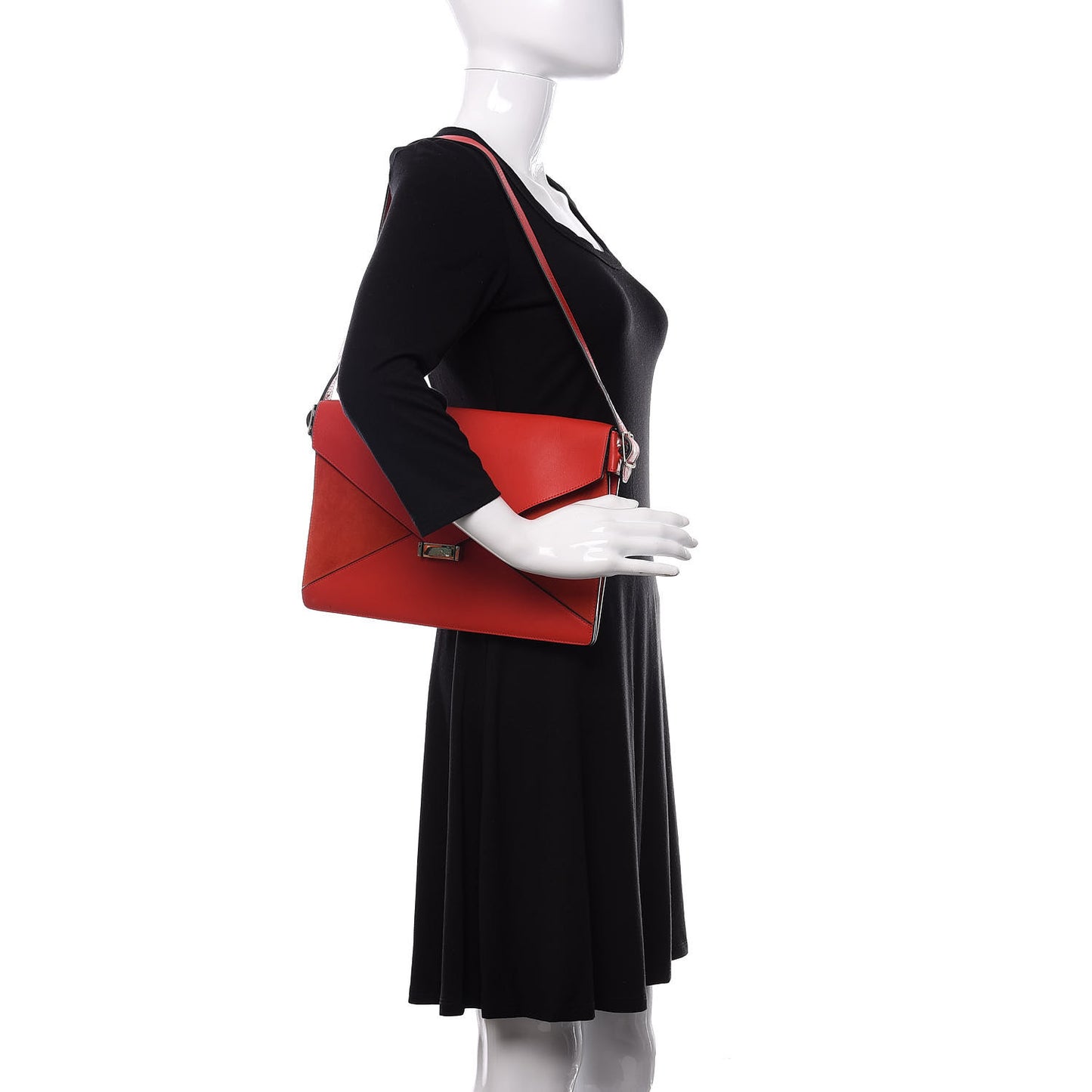 Smooth Calfskin Suede Diamond Shoulder Bag Red