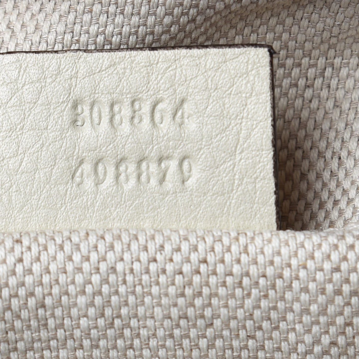 Pebbled Calfskin Small Soho Disco Bag Off White