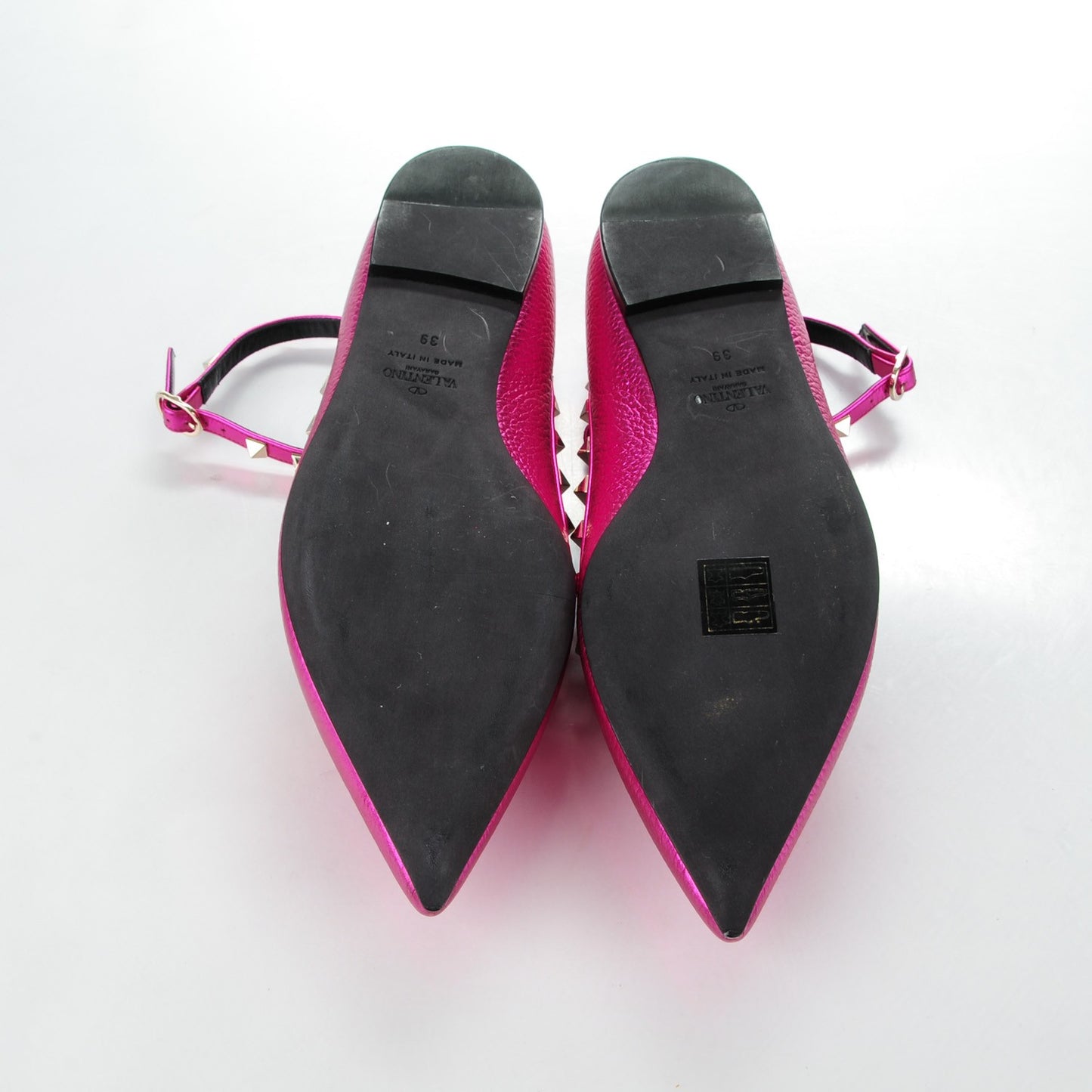 Metallic Pebbled Calfskin Rockstud Cage Ballerina Flats 39 Peony