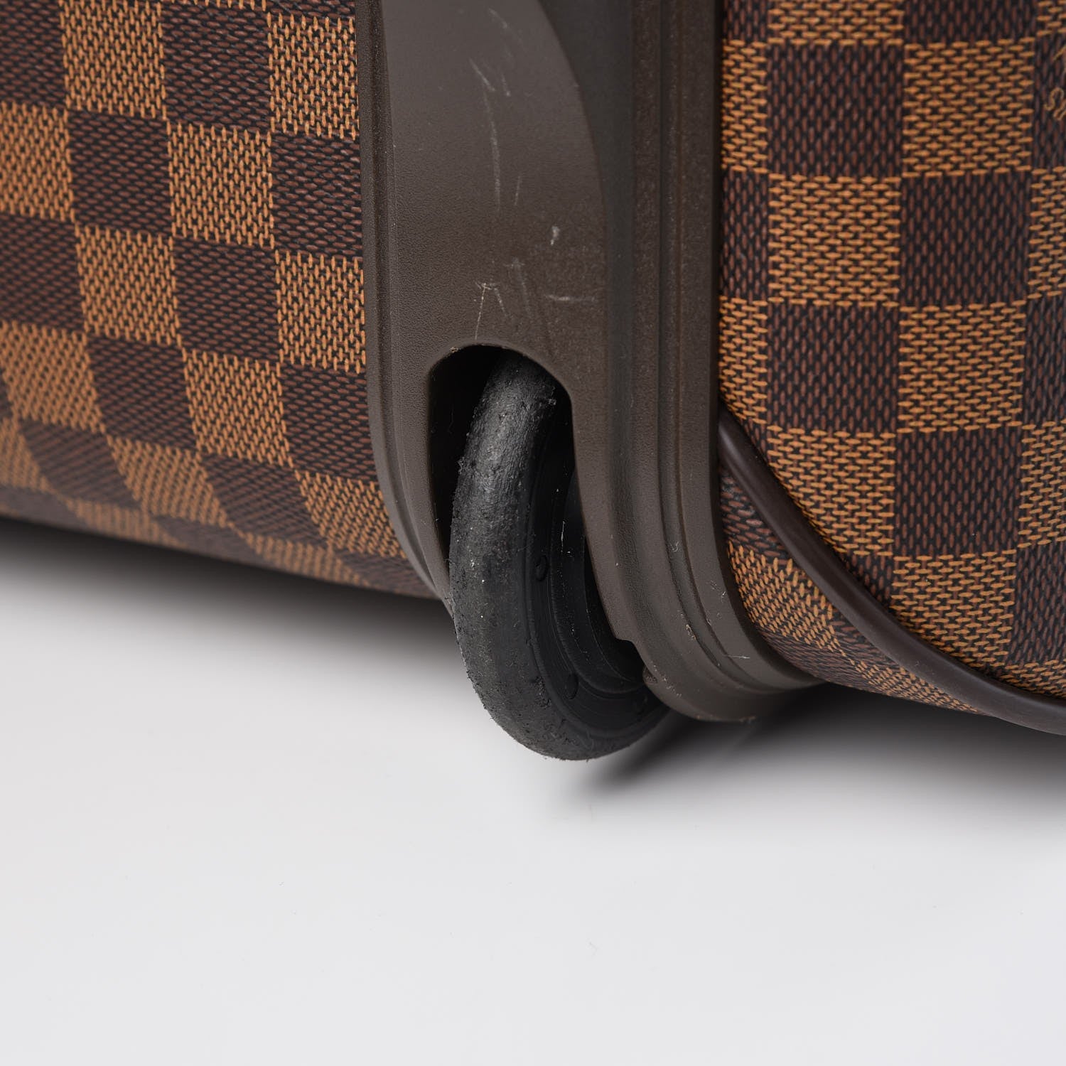 Louis Vuitton Damier Ebene Pegase 45 9 of 9