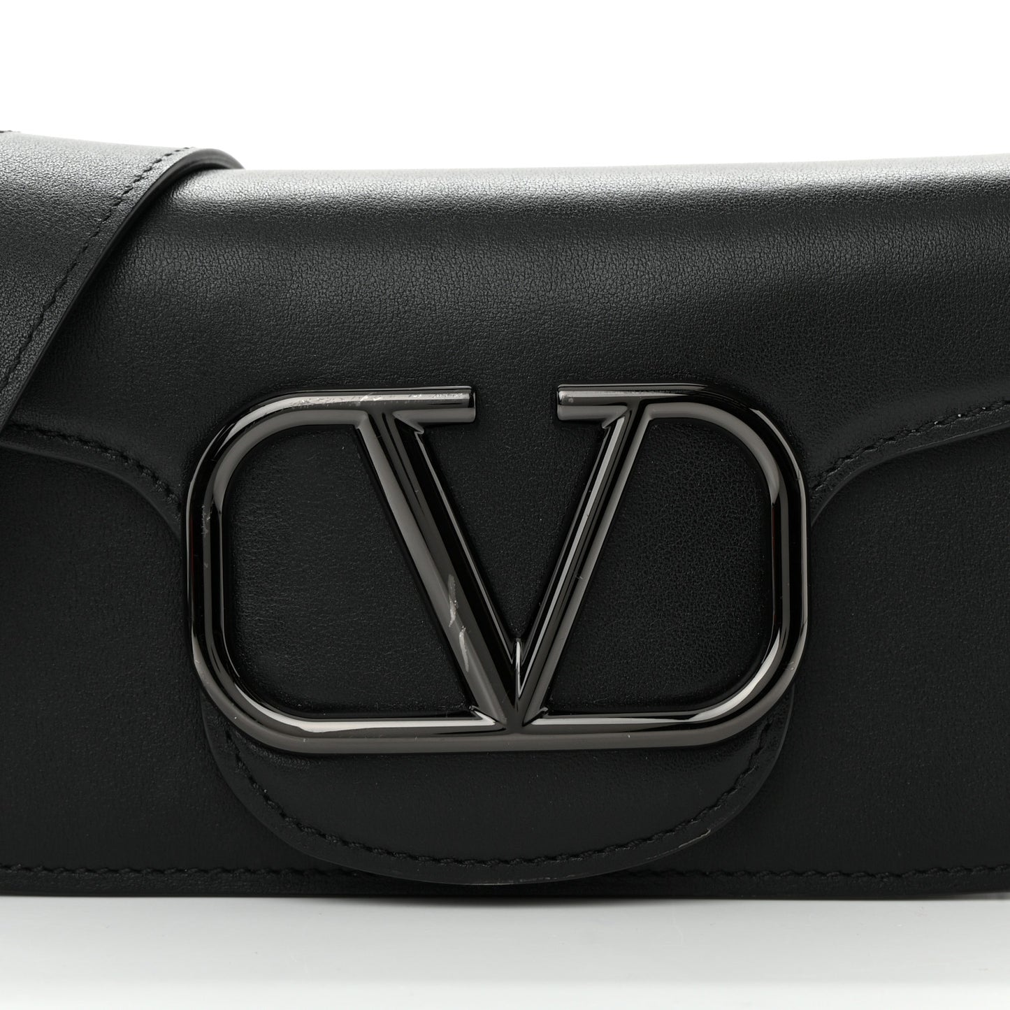 Calfskin Monochrome Vlogo Mini Loco Crossbody Bag Black