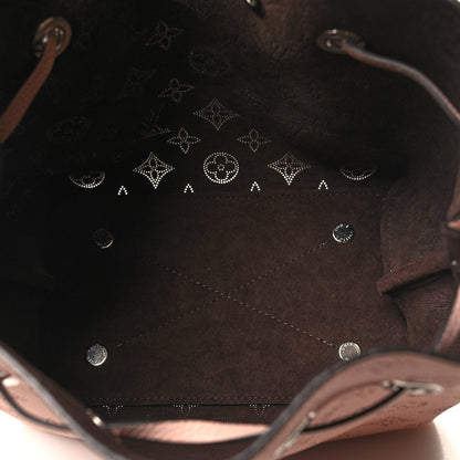 Louis Vuitton Mahina Bella Magnolia 6 of 11