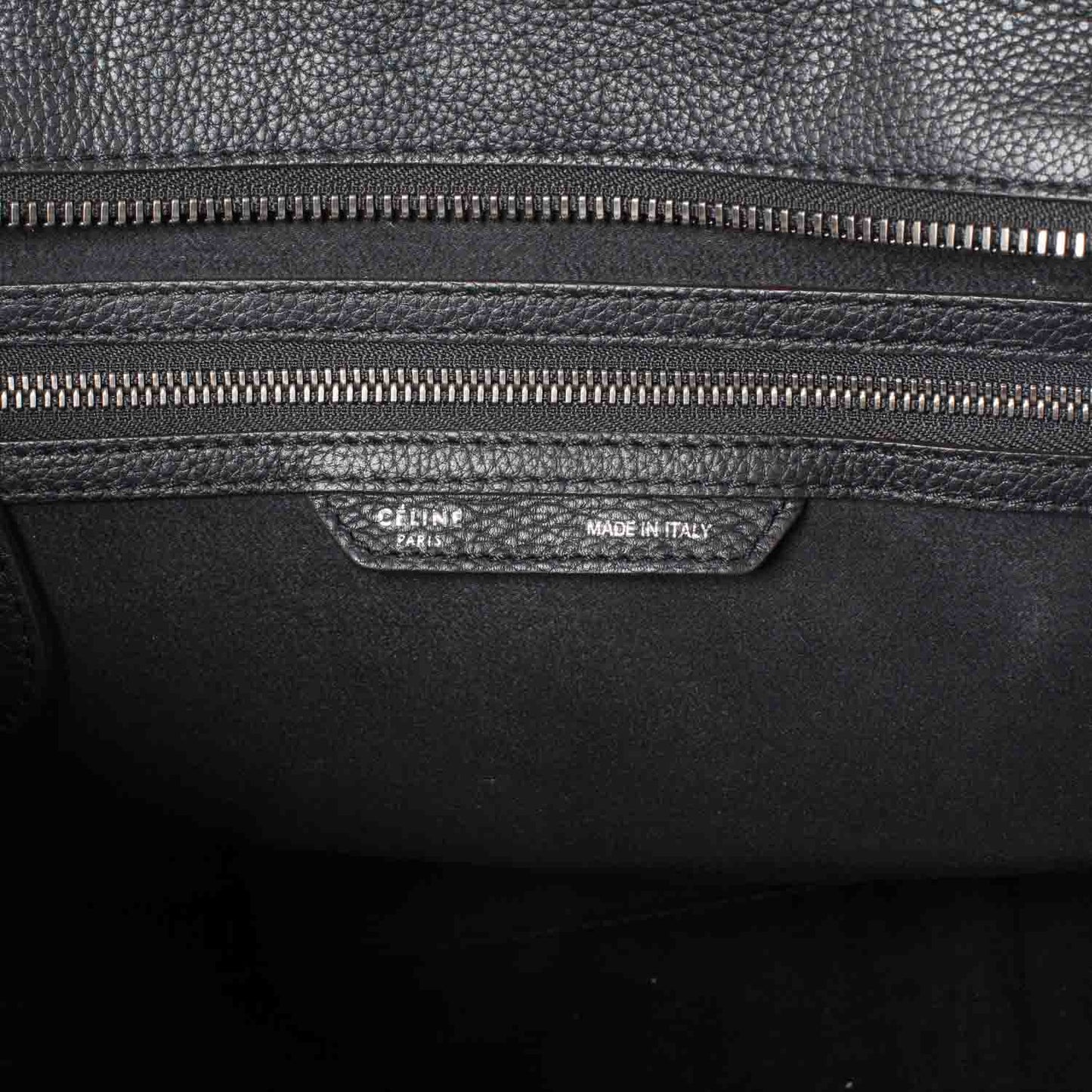Drummed Leather Shoulder Luggage Black
