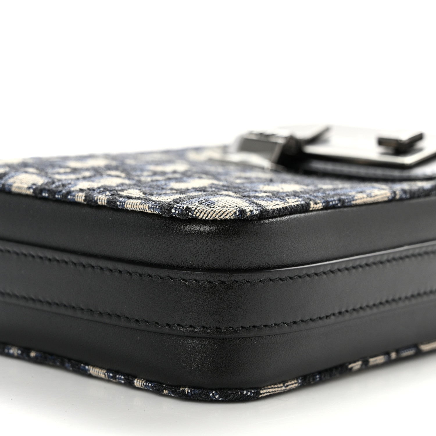 Christian Dior Oblique Calfskin Vertical Pouch Black 8 of 12