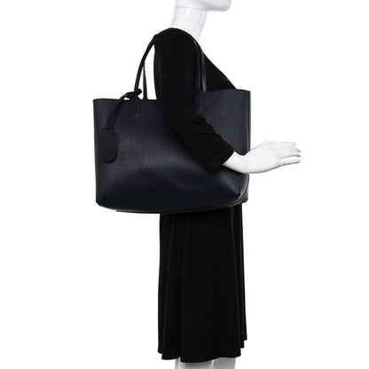 Gucci GG Supreme Monogram Blooms Medium Reversible Tote Beige Blue Navy 2 of 15