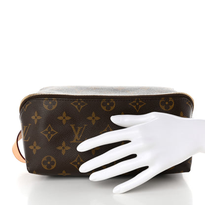 Louis Vuitton Monogram Shoe Care Kit 2 of 16