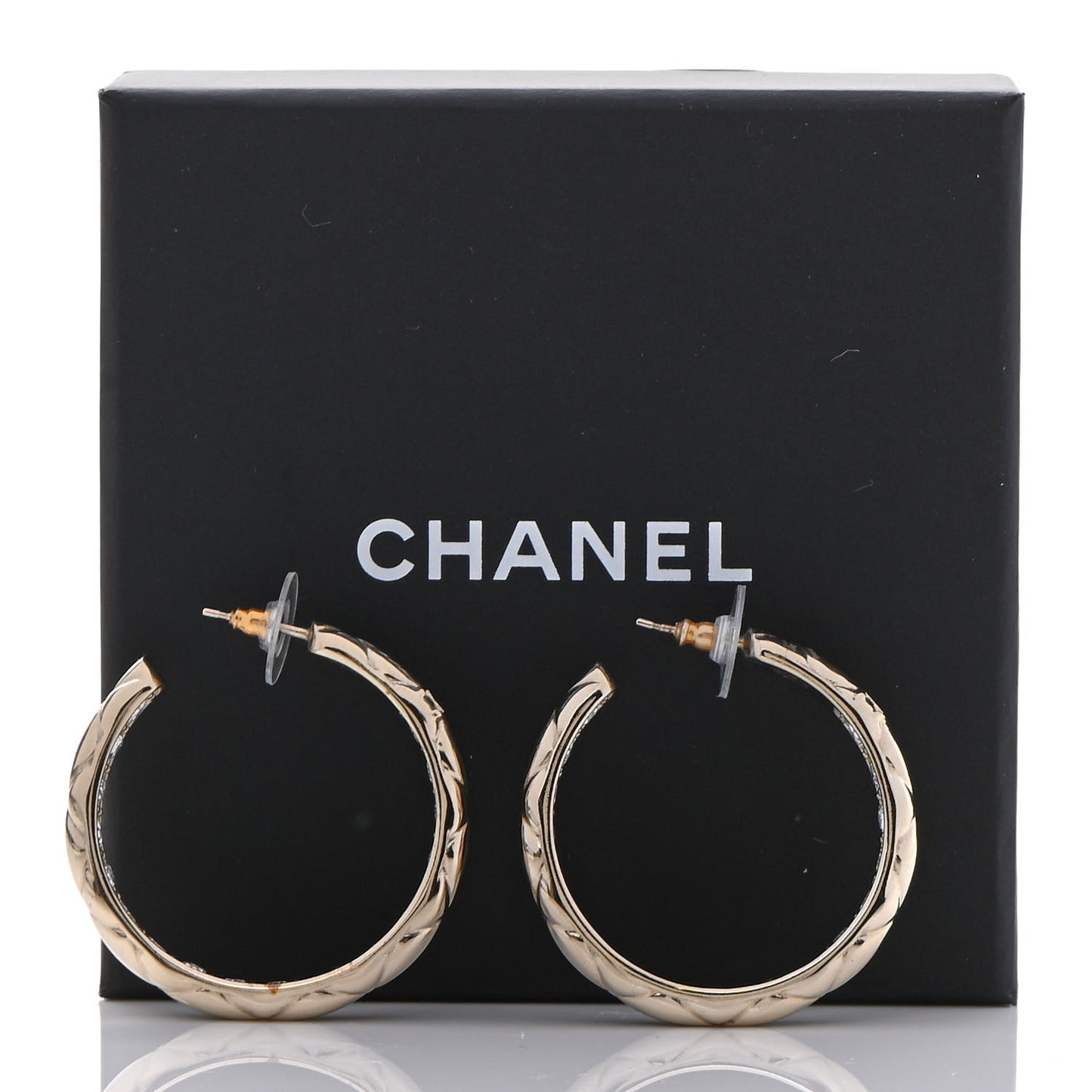 Metal Quilted CC Hoop Earrings Gold