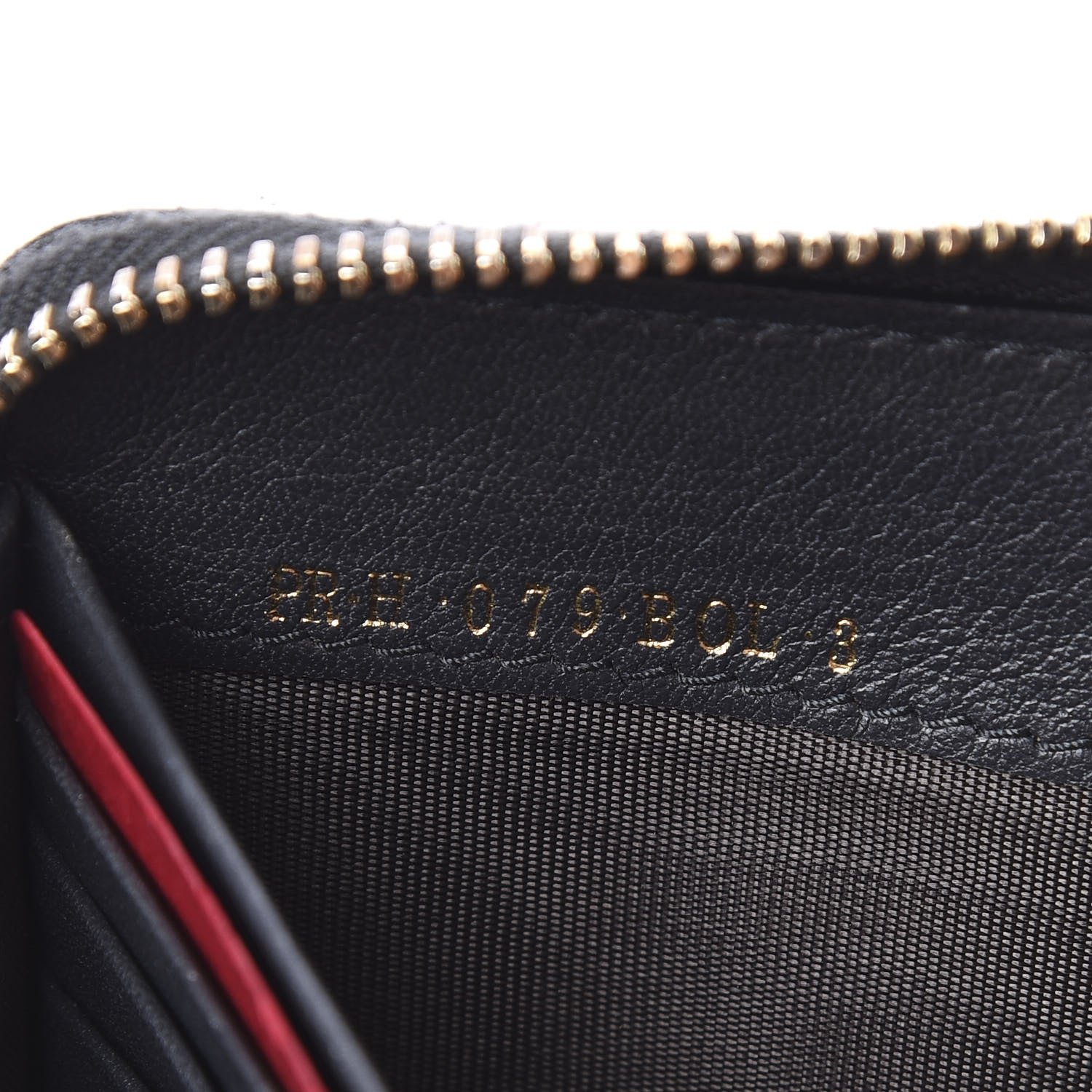 Valentino Garavani Calfskin Rockstud Zip Around Wallet Black 6 of 7