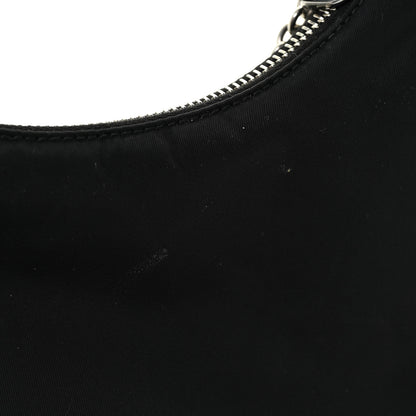 Prada Nylon Re-Edition 2005 Shoulder Bag Black 19 of 22